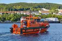 Pilot JASMUND (IMO 9734331) fährt zum Liegeplatz im Sassnitzer Hafen. - 06.09.2025
