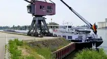 GMS Calypso, ankert im Rheinhafen Breisach, Heckansicht, Juni 2025