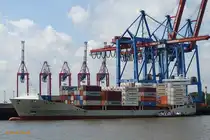 SKALAR (IMO 9458975) am 14.7.2025, Hamburg, Elbe, Liegeplatz Athabaskakai / 
Ex-Namen: CONMAR BAY  2012-2019 und 2020-2021, SAMSKIP ESTRELA 2019-2020 /
Feederschiff / BRZ  / Lüa 151,72 m, B 23,4  m, Tg 8,5 m / 1 Diesel, MAN B&W 8L48/60B, 9 000 kW (12.240 PS9, 19 kn / TEU 1036 davon 257 Reefer / gebaut 2012 in China /Reederei: Rambow Bereederungs GmbH & Co. KG, Flagge + Heimathafen: Madeira / 
