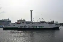 BERLIN , RoPax-Fähre , IMO 9587855 , Baujahr 2016 , 169,5 x 24,8 m , 10.09.2025 , Rostock-Warnemünde , 