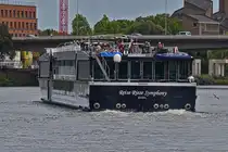 Das FGKS Reis Riese Symphony kurz nach dem Ablegen vom Anleger in Maastricht. 09.2025