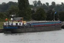 GMS NAXOS; ENI 02104530, Ex Namen: IRIS, NELCOR; SIRIKIT; Eben-Haezer; BJ 1964: L 60,50 m; B 6,65 m; t 713; gemeldet in Vis�, (B), liegt in einem kleineren Seitenarm des Albert Kanal. 18.09.2025  