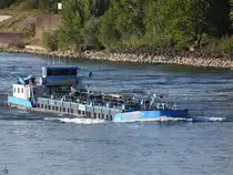 Im Bild das Tankmotorschiff RELATIONSHIP IV (ENI: 04029050), welches Ende September 2025 den Rhein bei Duisburg befuhr.