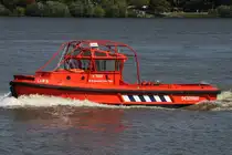 Festmacher L&R 6; Eigner/Betreiber: HLM; Aufnahmeort: Elbe/Hafen Hamburg, Deutschland; Datum: 19.08.2025; Info: (H 7020) Das Bild zeigt die L&R  6 vor dem Bubendey Ufer auf dem Weg zum Tankschiffhafen Finkenwerder.