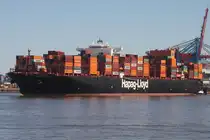 Containerfrachtschiff ALULA EXPRESS; Eigner/Betreiber: Hapag-Lloyd; Aufnahmeort: Elbe/Hafen Hamburg, Deutschland; Datum: 01.07.2025; Info: (IMO 9525883 / MMSI 636093172). Das Bild zeigt die ALULA EXPRESS am Containerterminal Burchardkai.