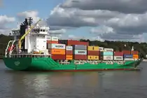 
Containerfrachtschiff ELBSUN; (IMO 9429261); Datum: 23.09.2025; Aufnahmeort: Elbe/Hafen Hamburg, Deutschland. Das Bild zeigt die ELBSUN beim Einlaufen vom Bubendey Ufer aus betrachtet.
