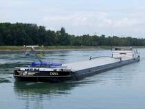 DINA ist Stromaufw�rts im Bereich Kembs unterwegs; 080902