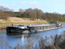 Frachtschiff LUMINA, Millingen; Elbe-L�beck-Kanal, 01.04.2009

