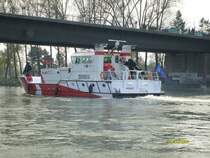 Feuerl�schboot Europa 1 Kehl / Strasbourg hier beim Einsatz zum Nato Gipfel 2009 auf der franz. Seite des Rhein