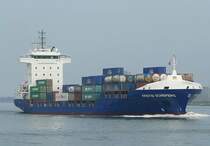 Die Kirstin Schepers l�uft in den Hafen ein. Das Bild stammt vom 05.04.2009