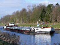Frachtschiff  PEUTE 2  (80 x 8m), Hamburg; auf dem Elbe-L�beck-Kanal in Richtung Lauenburg, 01.04.2009
