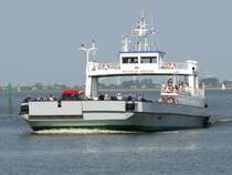 WILHELM KROOSS Autof�hre zwichen Gl�ckstadt und Wischhafen, 26.04.2009
