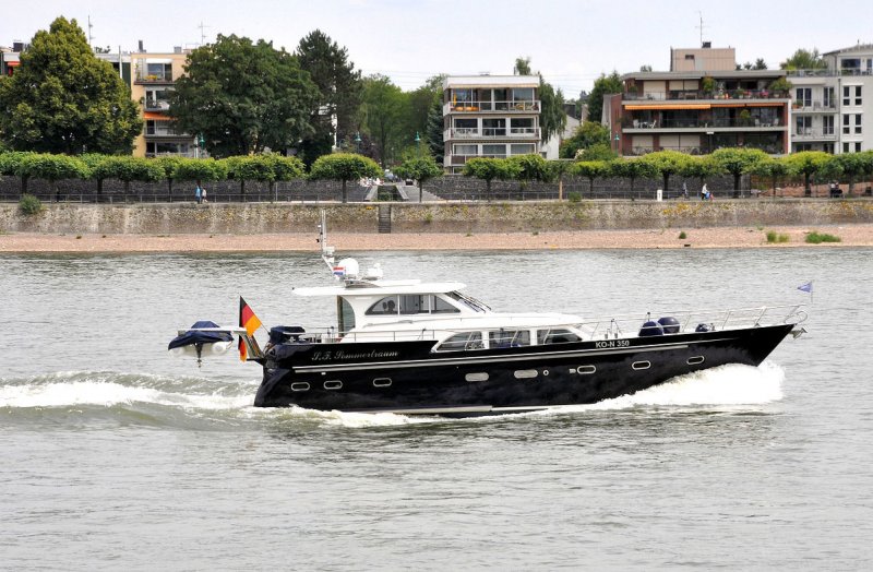 Yacht  Sommertraum  auf dem Rhein bei Bonn - 14.06.2009